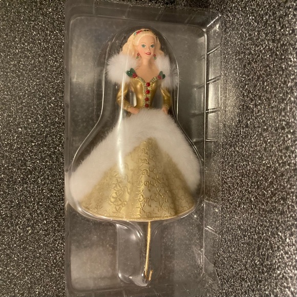 NIB Vtg Happy Holidays Barbie Stocking Hanger 1995 Hallmark for Mattel - Picture 6 of 15